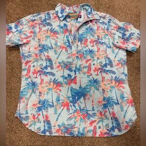 Men’s medium chubbies weekend shirt